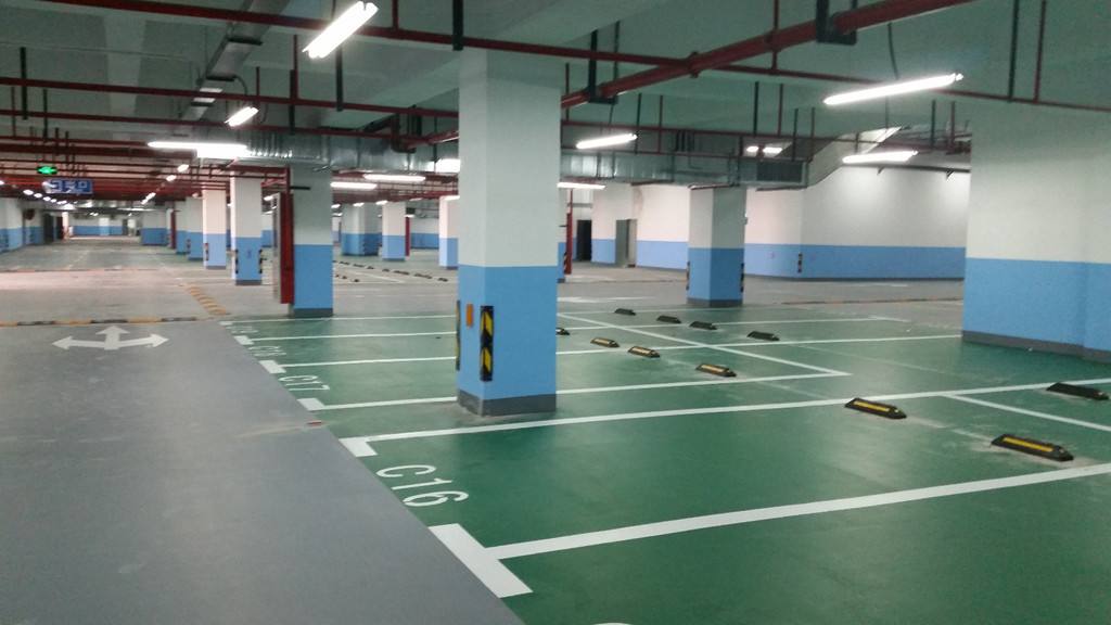 車庫地坪